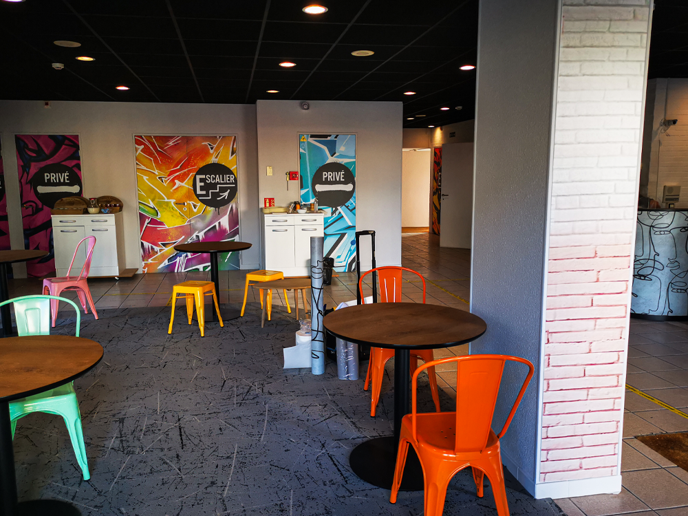 ibis-hotel-décoration-intérieure-signalétique-street-art