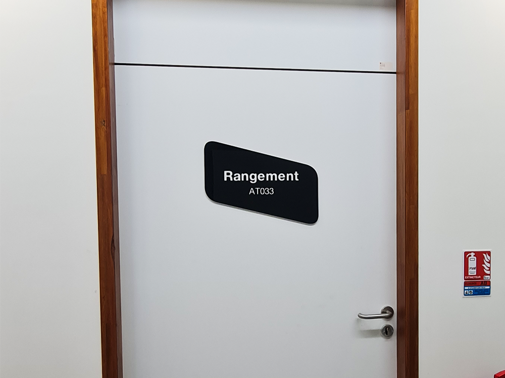 plaque-porte-signalétique
